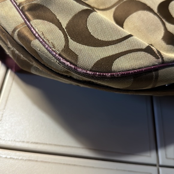 Authentic Coach backpack - Picture 9 of 16